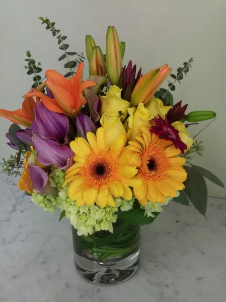 Cheerful Happiness Bouquet - Click Image to Close