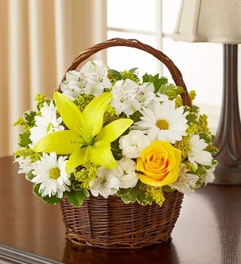 Yellow & White Blessings Basket - Click Image to Close
