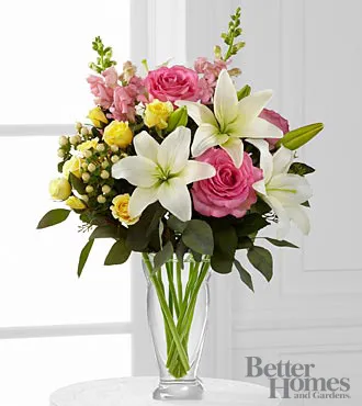 Blooming Rose And Lily Bouquet - Click Image to Close