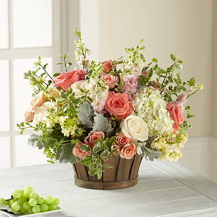 Bountiful French Garden Bouquet - Click Image to Close