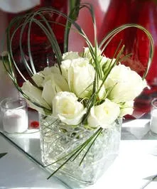 Snowy Winter Bouquet - Click Image to Close