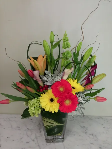 An Artist Touch Bouquet - Click Image to Close
