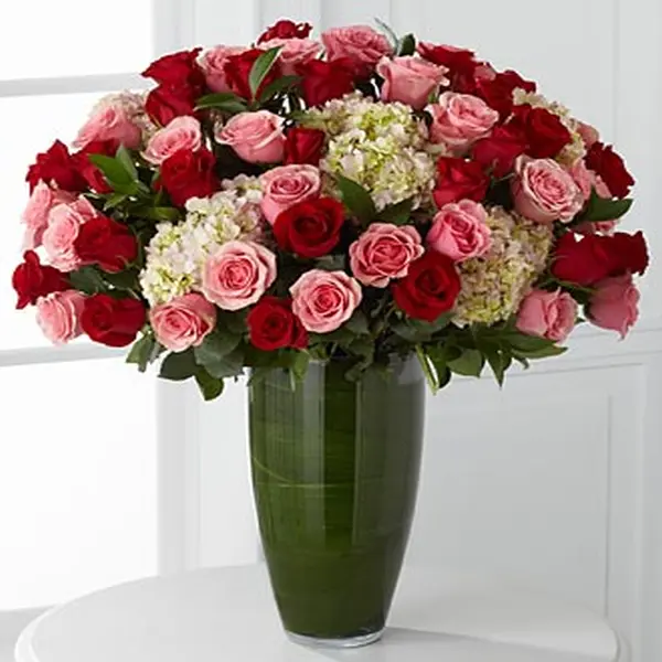 Indulgent Luxury Rose Bouquet - Click Image to Close
