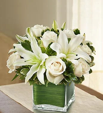 (image for) Modern Embrace White Rose And Lily Cube