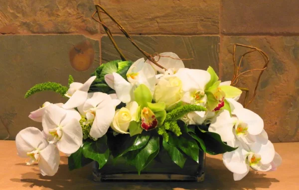 (image for) Precious Time Centerpiece