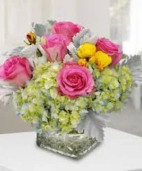 (image for) Silver Lining Bouquet