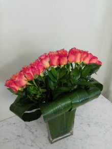 (image for) Perfect Line Up Rose Bouquet