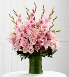 (image for) Lovely Tribute Bouquet