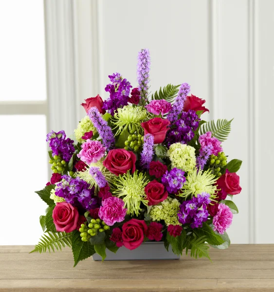 (image for) Warm Embrace Arrangement
