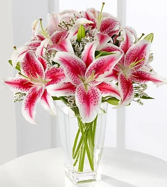 (image for) Pink Lily Bouquet