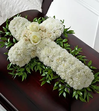 (image for) Peaceful Memories Casket Spray