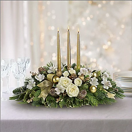 (image for) Royal Christmas Centerpiece