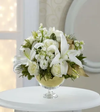 Elegant Holiday Bouquet - Click Image to Close