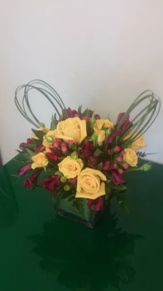 (image for) Precious Gold Bouquet