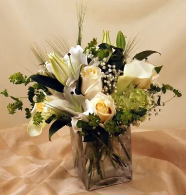 (image for) Sheer Elegance Arrangement