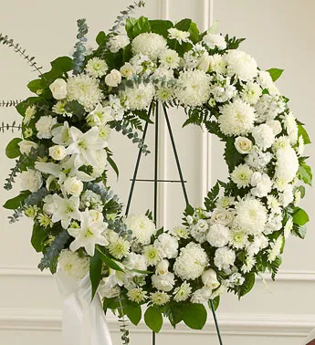 White Sympathy Wreath - Click Image to Close
