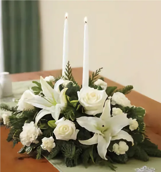 (image for) Classic All White Centerpiece