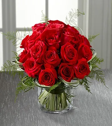 Abundant Rose Bouquet 24 Red Roses - Click Image to Close