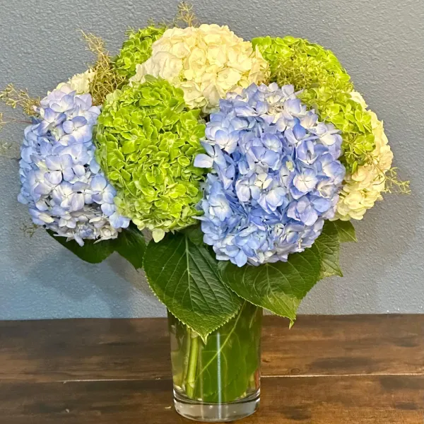(image for) Mixed Hydrangea Bouquet