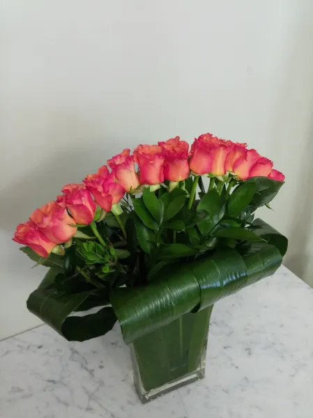 (image for) Perfect Line Up Rose Bouquet