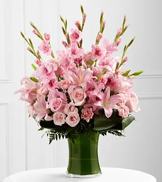 Lovely Tribute Bouquet - Click Image to Close