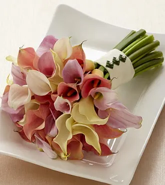 Calla Lily Promise Bouquet - Click Image to Close