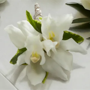 (image for) White Mini Cymbidium Boutonniere